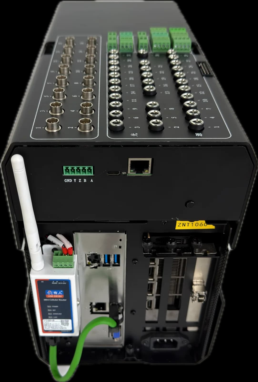 Top capture ports & bottom I/O panel